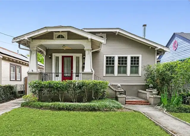 Property at 8405 Sycamore Pl, New Orleans, LA, 70118, 3 beds, 2 baths, [object Object]