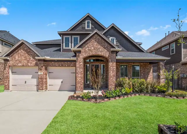 Property at 10126 N Whimbrel Cir, Conroe, TX, 77385, 4 beds, 3.5 baths, [object Object]