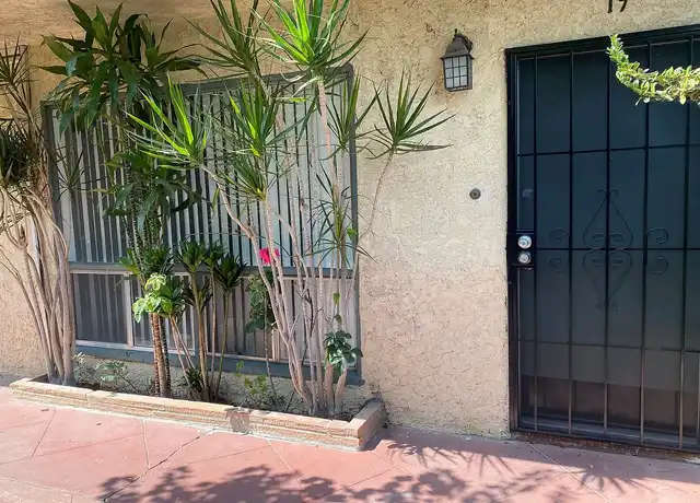 Property at 1518-40 E Artesia Blvd - 1518 E Artesia Blvd, Long Beach, CA, 90805, 1 bed, 1 bath, [object Object]
