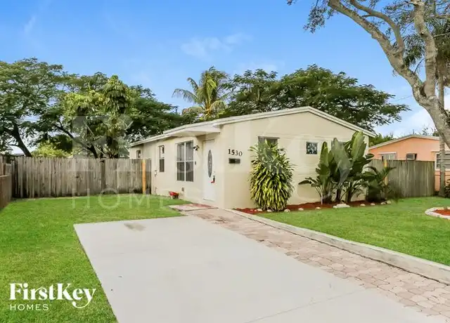 Property at 1530 N 68th Ave, Hollywood, FL, 33024, 3 beds, 1 bath, [object Object]