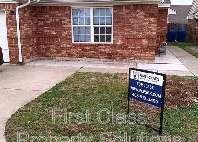 Property at 1330 Commerce Dr, Norman, OK, 73071, 3 beds, 2 baths, [object Object]
