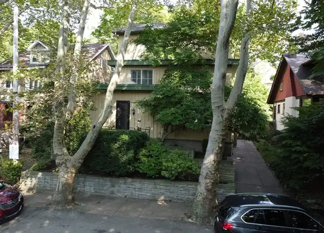 Property at 3 Olympia Pl, Pittsburgh, PA, 15217, 3 beds, 2.5 baths, [object Object]