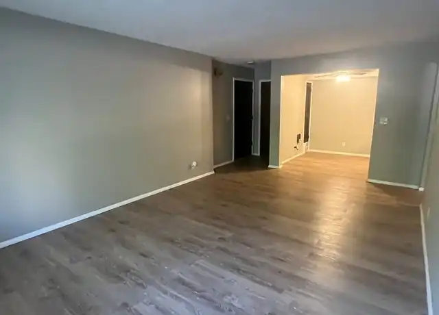 Property at 120 S 38th St, Omaha, NE, 68131, 1 bed, 1 bath, [object Object]