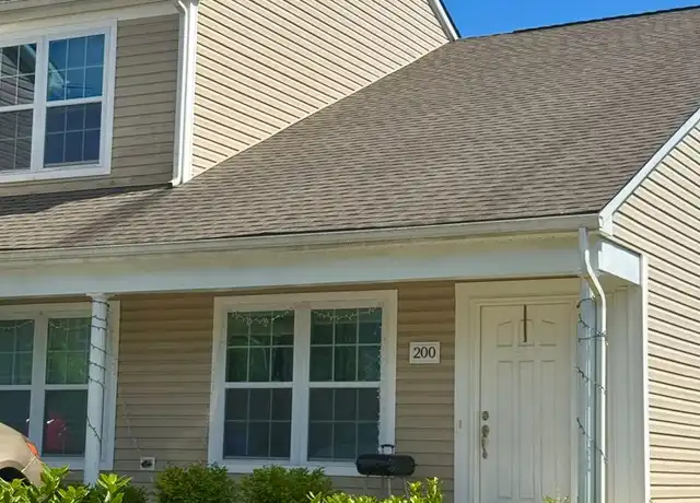 Property at 200 Twig St NW, Christiansburg, VA, 24073, 3 beds, 2 baths, [object Object]