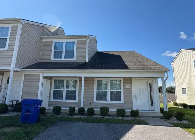 Property at 200 Twig St NW, Christiansburg, VA, 24073, 3 beds, 2 baths, [object Object]