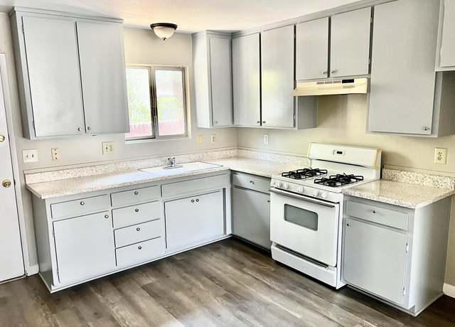 Photo of 7489 Hopi Trl, Yucca Valley, CA 92284
