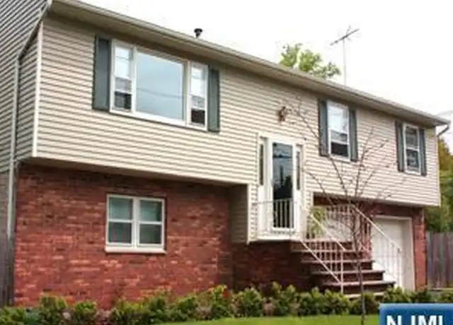 Property at 1 Belden Pl, Norwood, NJ, 07648, 4 beds, 2 baths, [object Object]