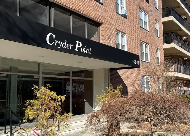 Property at 16201 Powells Cove Blvd Unit 2B, Whitestone, NY, 11357, 2 beds, 1.5 baths, [object Object]