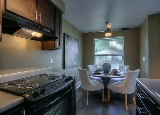Property at Waverly Gardens Apartments - 20121 SE Stark St, Portland, OR, 97233, 1-2 bed, 1-2 bath, [object Object]