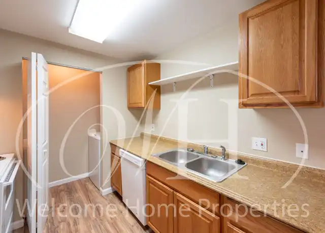 Property at 627 N Roosevelt St #2, Walla Walla, WA, 99362, 2 beds, 1 bath, [object Object]
