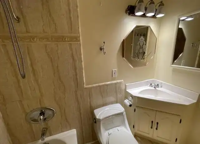 Property at 2607 Spinnaker Ave, Port Hueneme, CA, 93041, 2 beds, 1 bath, [object Object]