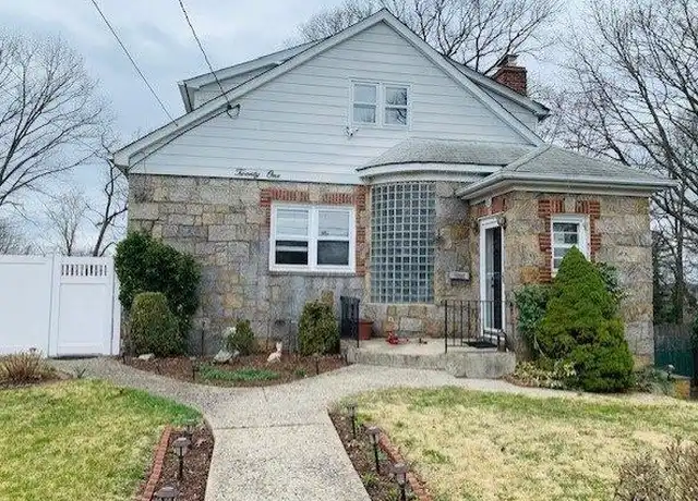 Property at 21 Sunset Ave, Glen Cove, NY, 11542, 4 beds, 2.5 baths, [object Object]