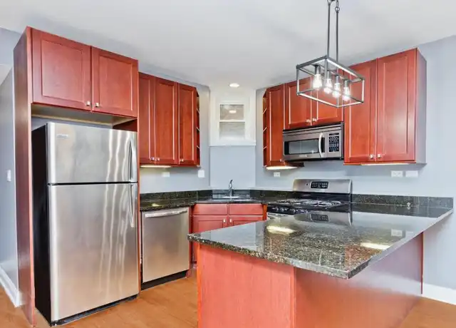Property at 5212 N Winthrop Ave, Chicago, IL, 60640, 2 beds, 2 baths, [object Object]