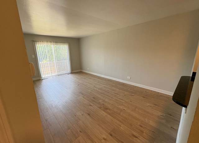 Photo of 15928-38 Le Claire Ave Unit 15928-218, Oak Forest, IL 60452