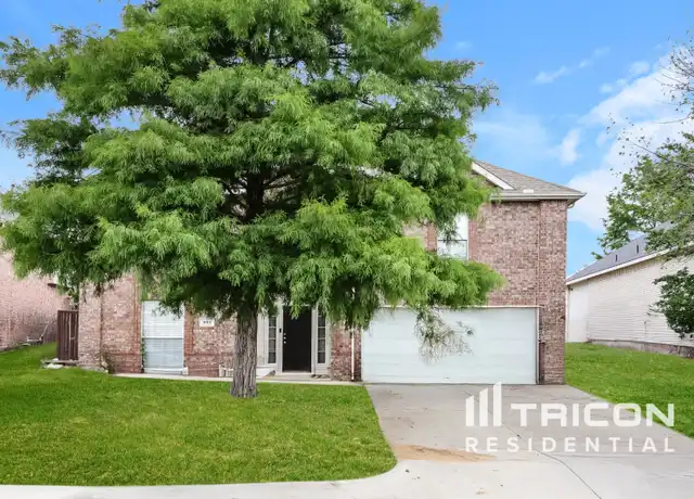 Property at 1613 Glendora Ct, Denton, TX, 76210, 5 beds, 3 baths, [object Object]