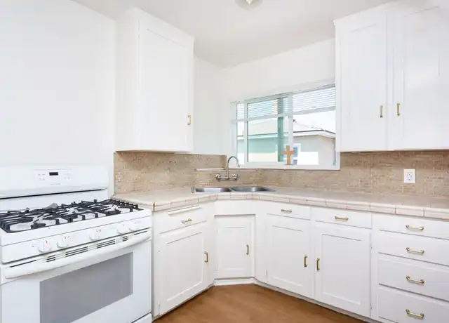 Property at 4521 Parks Ave Unit 4521 1/2, La Mesa, CA, 91942, 2 beds, 1 bath, [object Object]