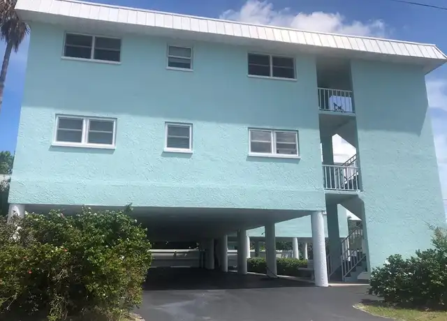 Property at 8200 Bayshore Dr, Treasure Island, FL, 33706, 1 bed, 1 bath, [object Object]