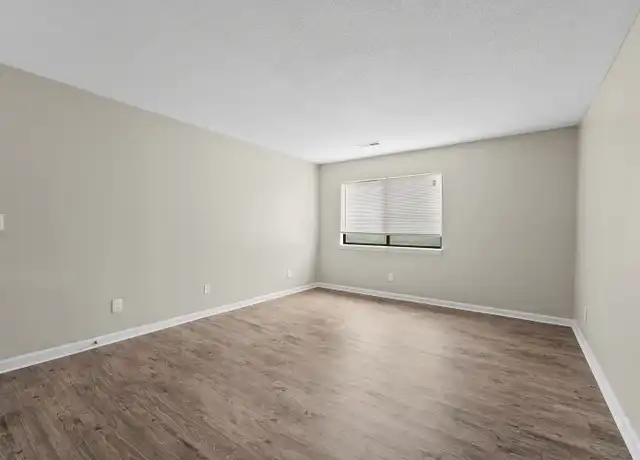 Property at 725 Central Ave Unit E-4 R, Summerville, SC, 29483, 2 beds, 1.5 baths, [object Object]