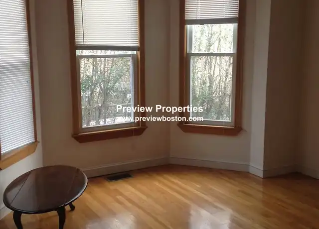 Property at 49 Pearl St Unit 1P, Newton, MA, 02458, 3 beds, 2 baths, [object Object]