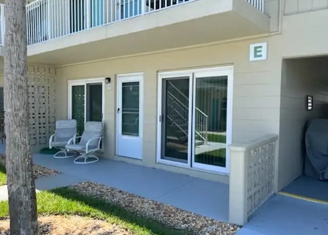 Property at 335 N Causeway, New Smyrna Beach, FL, 32169, 1 bed, 1 bath, [object Object]