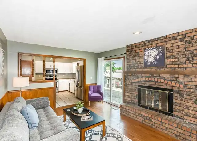 Property at 7911 N Stoddard Ave Unit 2A, Kansas City, MO, 64152, 6 beds, 2 baths, [object Object]