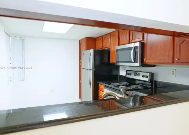 Property at 11390 SW 2nd Ct #11390, Pembroke Pines, FL, 33025, 2 beds, 2 baths, [object Object]
