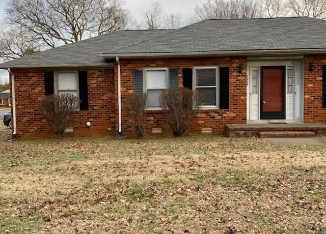 Property at 2328 Hillmont Dr, Murfreesboro, TN, 37129, 2 beds, 1 bath, [object Object]
