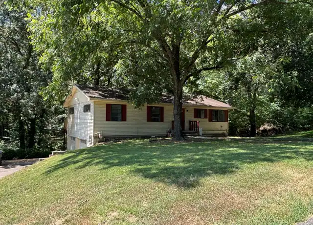 Property at 700 Valley Vista Dr, Benton, AR, 72019, 4 beds, 2 baths, [object Object]