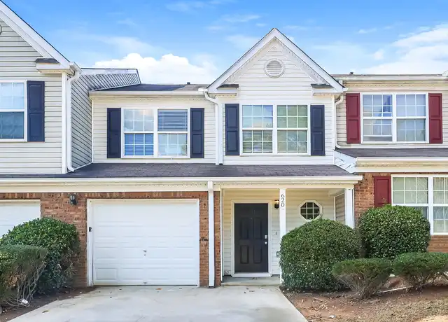 Property at 620 Parkway Rd, Union City, GA, 30291, 3 beds, 2.5 baths, [object Object]