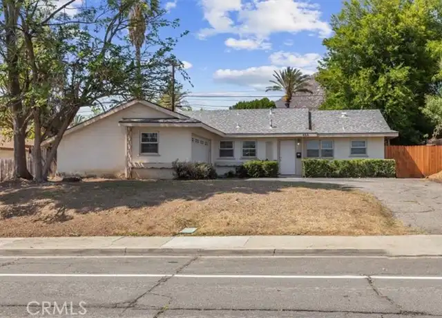 Property at 529 W Blaine St, Riverside, CA, 92507, 3 beds, 2 baths, [object Object]