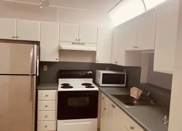 Property at 11925 NE 2nd Ave Unit B, Miami, FL, 33161, 2 beds, 2 baths, [object Object]