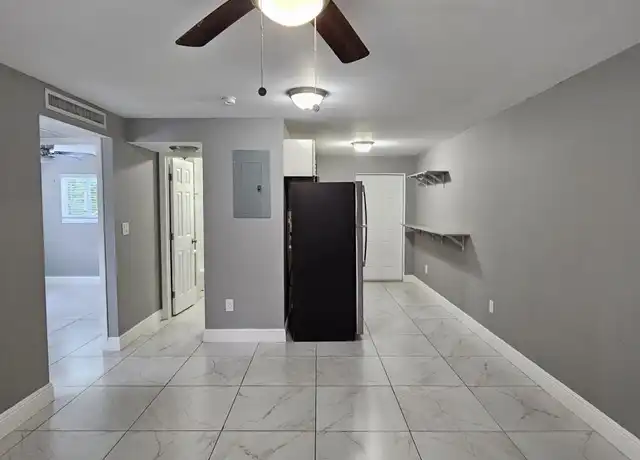 Property at 933 W 7th St Unit A, Riviera Beach, FL, 33404, 2 beds, 1 bath, [object Object]