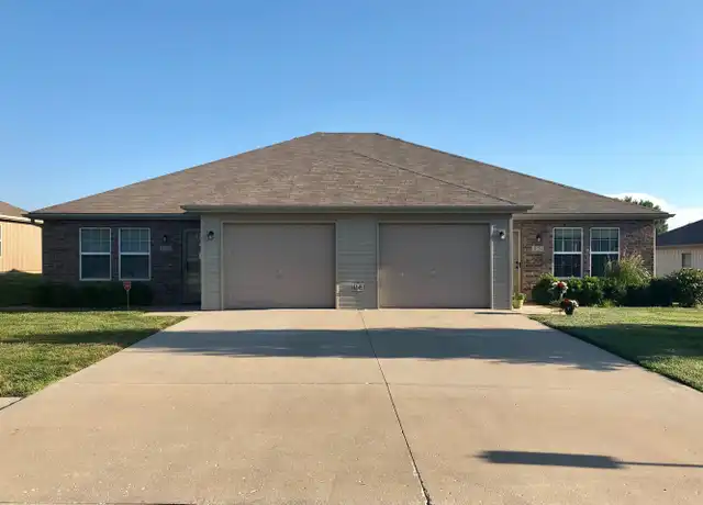 Property at 128 SE Rock Garden Ln, Lee's Summit, MO, 64064, 3 beds, 2 baths, [object Object]