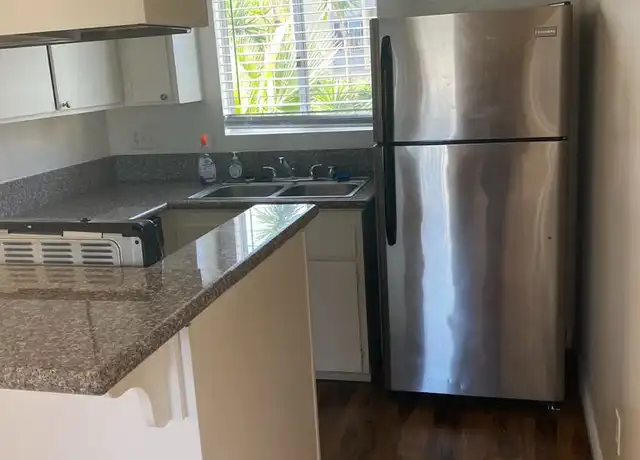 Property at 1370 Calle Jules, Vista, CA, 92084, 1 bed, 1 bath, [object Object]