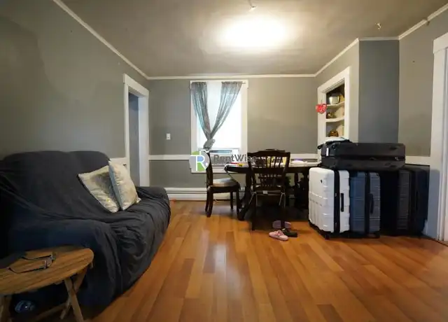 Property at 3 Boline Pl, Woburn, MA, 01801, 3 beds, 1 bath, [object Object]