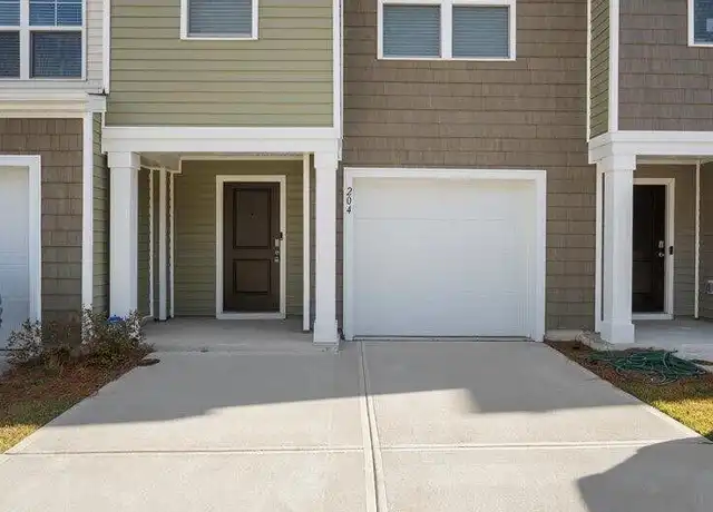 Property at 204 Cozy Brook Ct, Summerville, SC, 29486, 3 beds, 2.5 baths, [object Object]