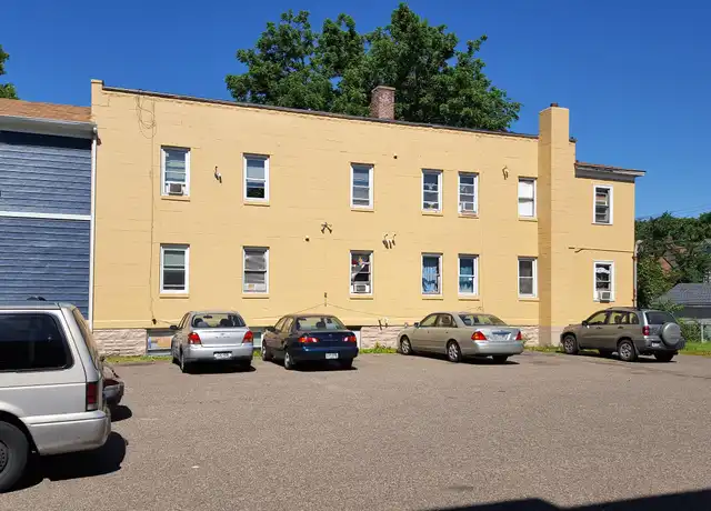 Property at 683 Sherburne Ave Unit 1, St Paul, MN, 55104, 2 beds, 1 bath, [object Object]