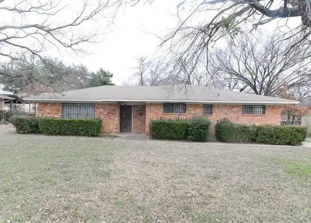 Property at 614 N Young Blvd, Desoto, TX, 75115, 3 beds, 2 baths, [object Object]