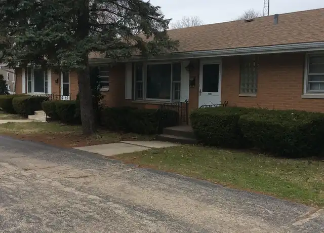 Property at 1624 Eastmoreland Ave, Rockford, IL, 61108, 3 beds, 1 bath, [object Object]