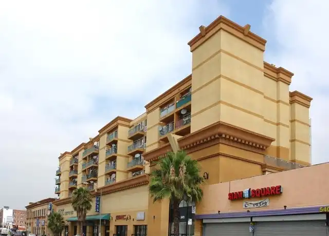 Property at 5411 Hollywood Blvd, Los Angeles, CA, 90027, 1 bed, 1 bath, [object Object]