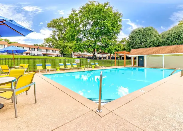 Photo of 765 McMurray Dr, Nashville, TN 37211