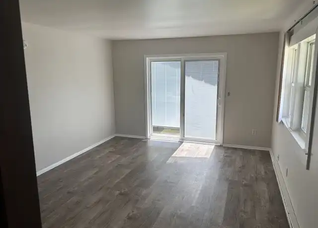 Property at 955 W Ardussi St Unit 2, Frankenmuth, MI, 48734, 1 bed, 1 bath, [object Object]