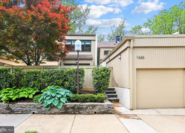 Property at 1626 Waters Edge Ln, Reston, VA, 20190, 3 beds, 3.5 baths, [object Object]