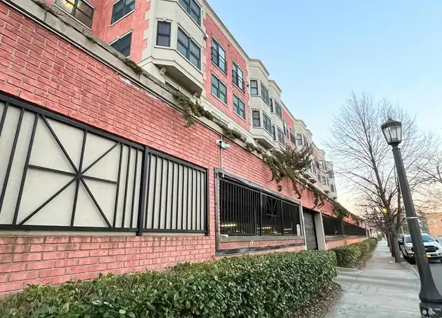 Property at 101 Sheldrake Pl, Mamaroneck, NY, 10543, 2 beds, 2 baths, [object Object]