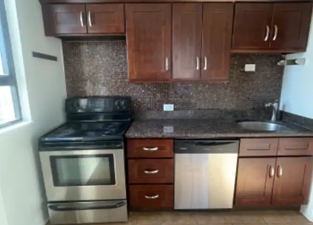 Property at 2177 N State St, Chicago, IL, 60610, 1 bed, 1 bath, [object Object]