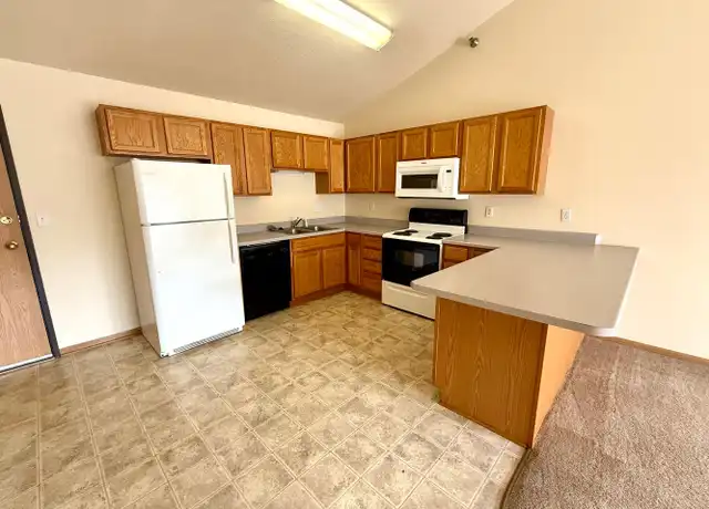 Property at 227 Crystal St #516, Ames, IA, 50010, 1 bed, 1 bath, [object Object]