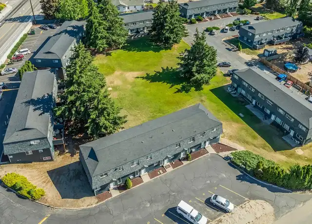 Property at 450 6th St NE #1, East Wenatchee, WA, 98802, 4 beds, 2.5 baths, [object Object]