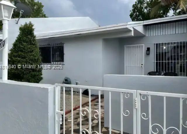 Property at 19558 NW 55th Cir Pl #19558, Miami Gardens, FL, 33055, 3 beds, 2 baths, [object Object]