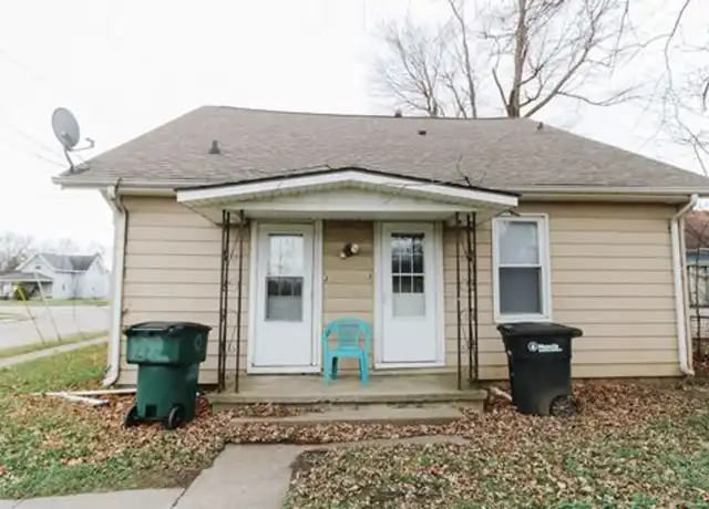 Property at 2418 E Memorial Dr Unit 3, Muncie, IN, 47302, 2 beds, 1 bath, [object Object]