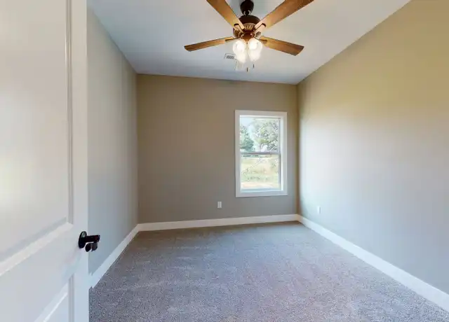 Property at 17212 Palazzo Dr, St Joseph, MO, 64505, 3 beds, 2 baths, [object Object]